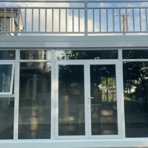 Modular Home Kit with Balcony & Glass Front – Modern Prefabricated Container House