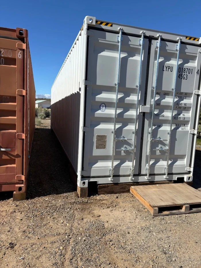 40′ HIGH CUBE SHIPPING CONTAINER - Image 4